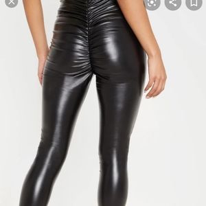 Tall coated ruched butt leggings faux leather look